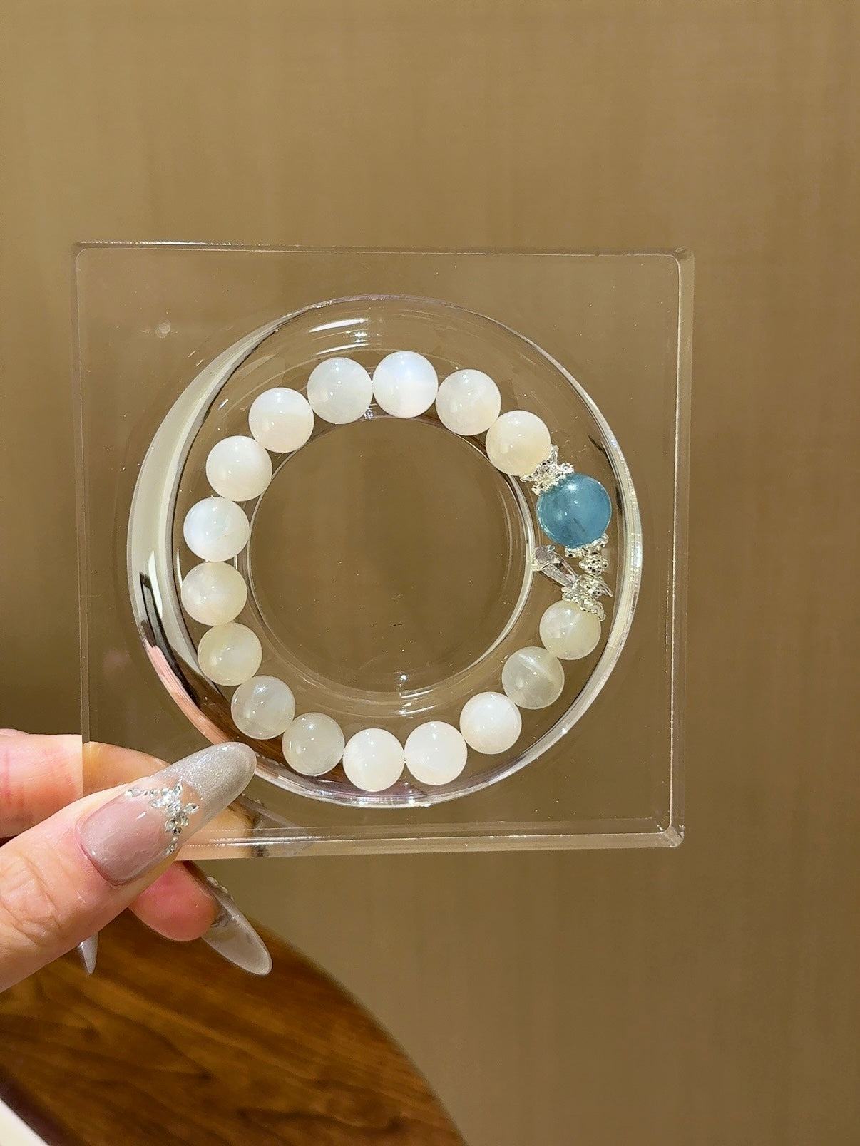 ▫️▪️ White moonlight aquamarine bracelet